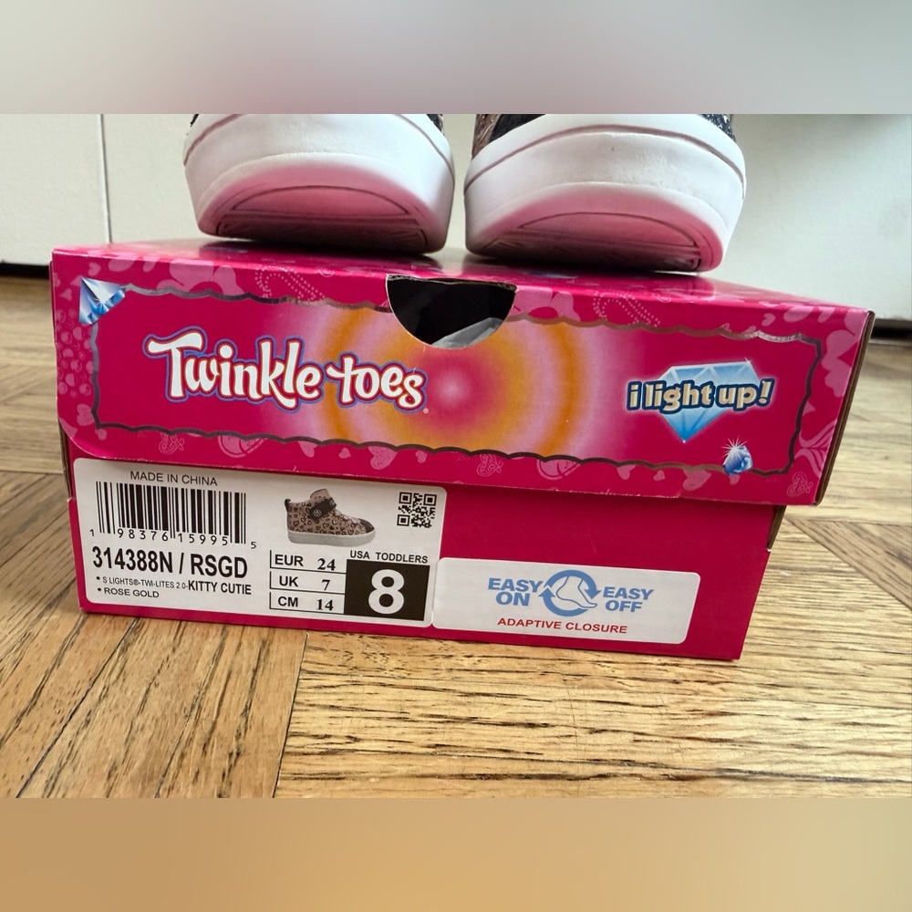 Skechers Twinkle Toes Glitter Sneakers - Picture 15 of 16